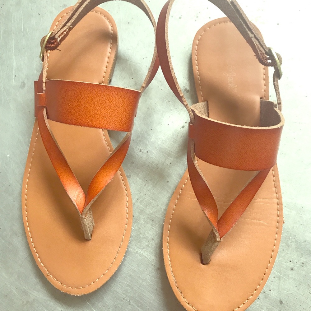 Cat & Jack Girls Leather thong sandals sz 3